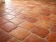 découvrez les tomettes, un carrelage en terre cuite authentique qui apporte charme et chaleur à votre intérieur avec son style traditionnel et sa durabilité.